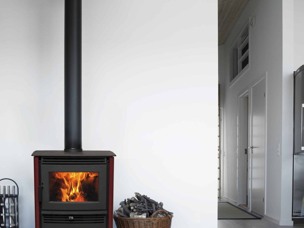 Neo-1.6-LE-Sunset-Red-Room-