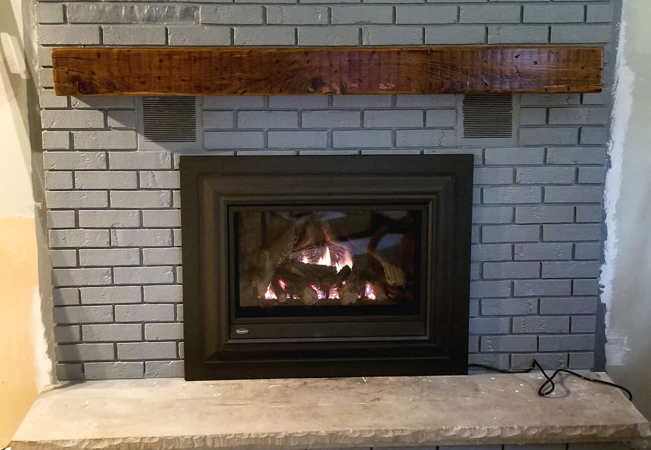 Enviro_gas_fireplace_insert_grey_brick